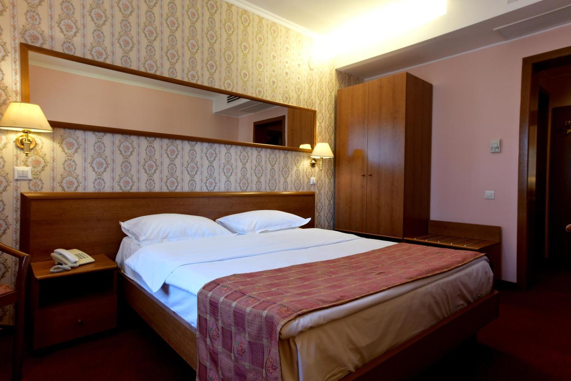 Hotel Braşov Exterior foto